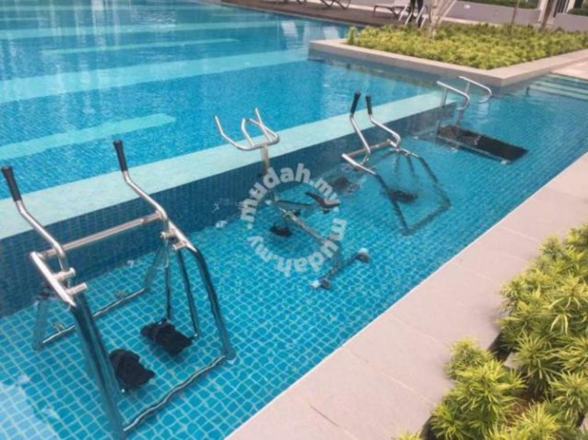AZ Homestay @ Southville City Bangi Eksteriør billede