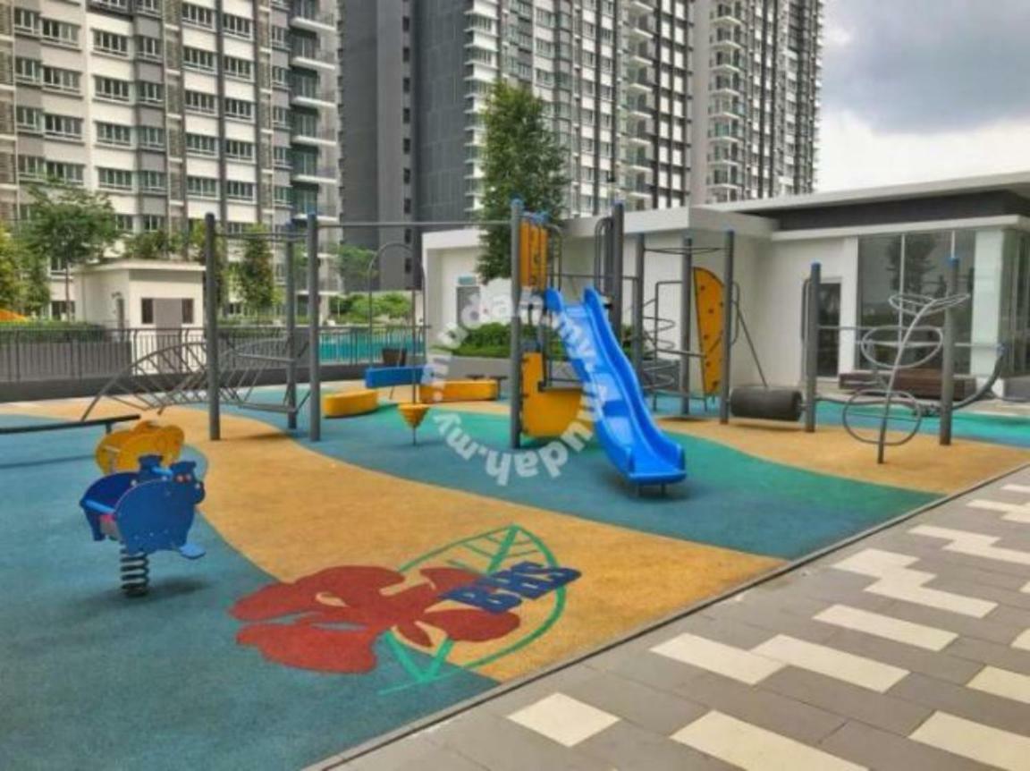 AZ Homestay @ Southville City Bangi Eksteriør billede
